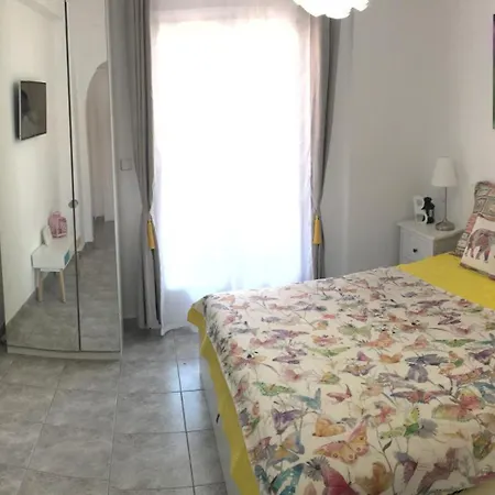 *new* Beachfront Sea View Apartment Pefkochori